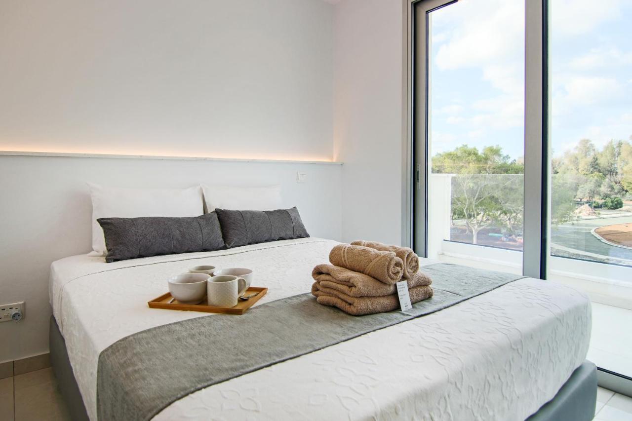 Phaedrus Living - Seaside Executive Flat Harbour 205 Apartment Paphos Exterior foto